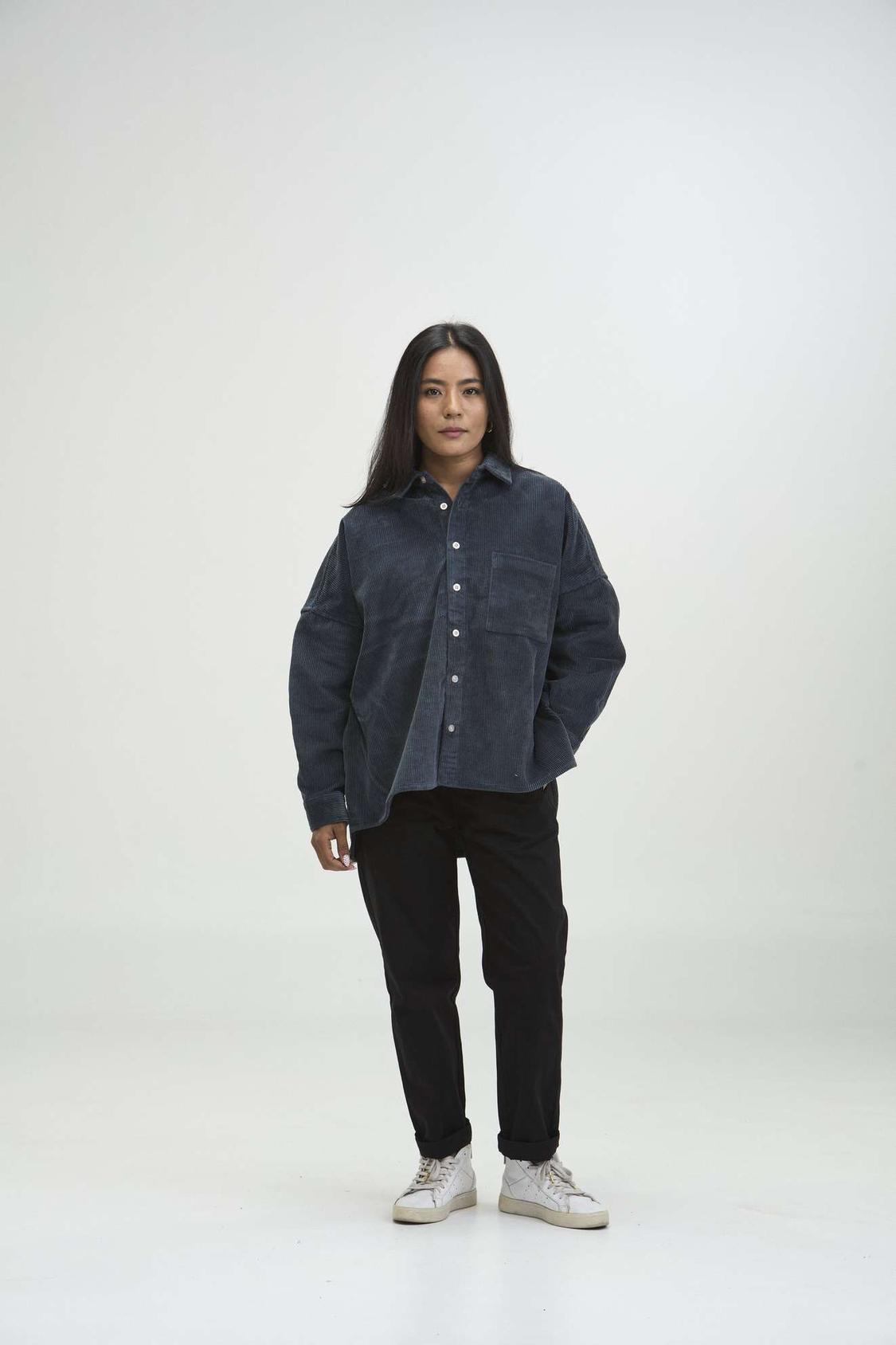 Arniko Tahira Cord Shirt Slate One Size Bio-Baumwolle grau